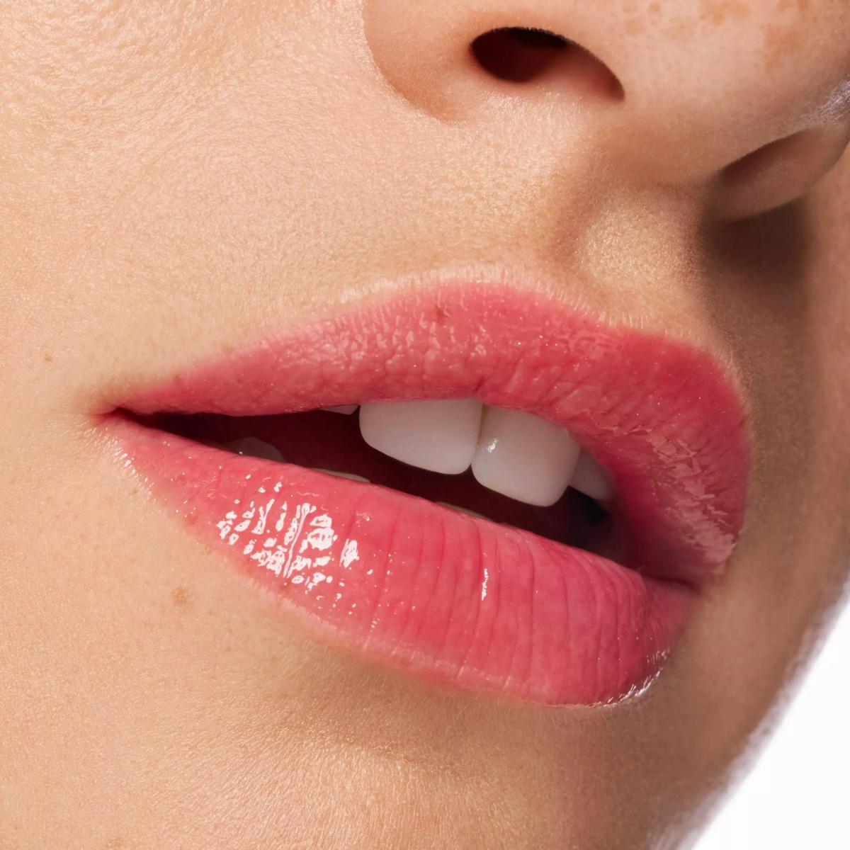 Chili Bomb Shiny Lip Gloss