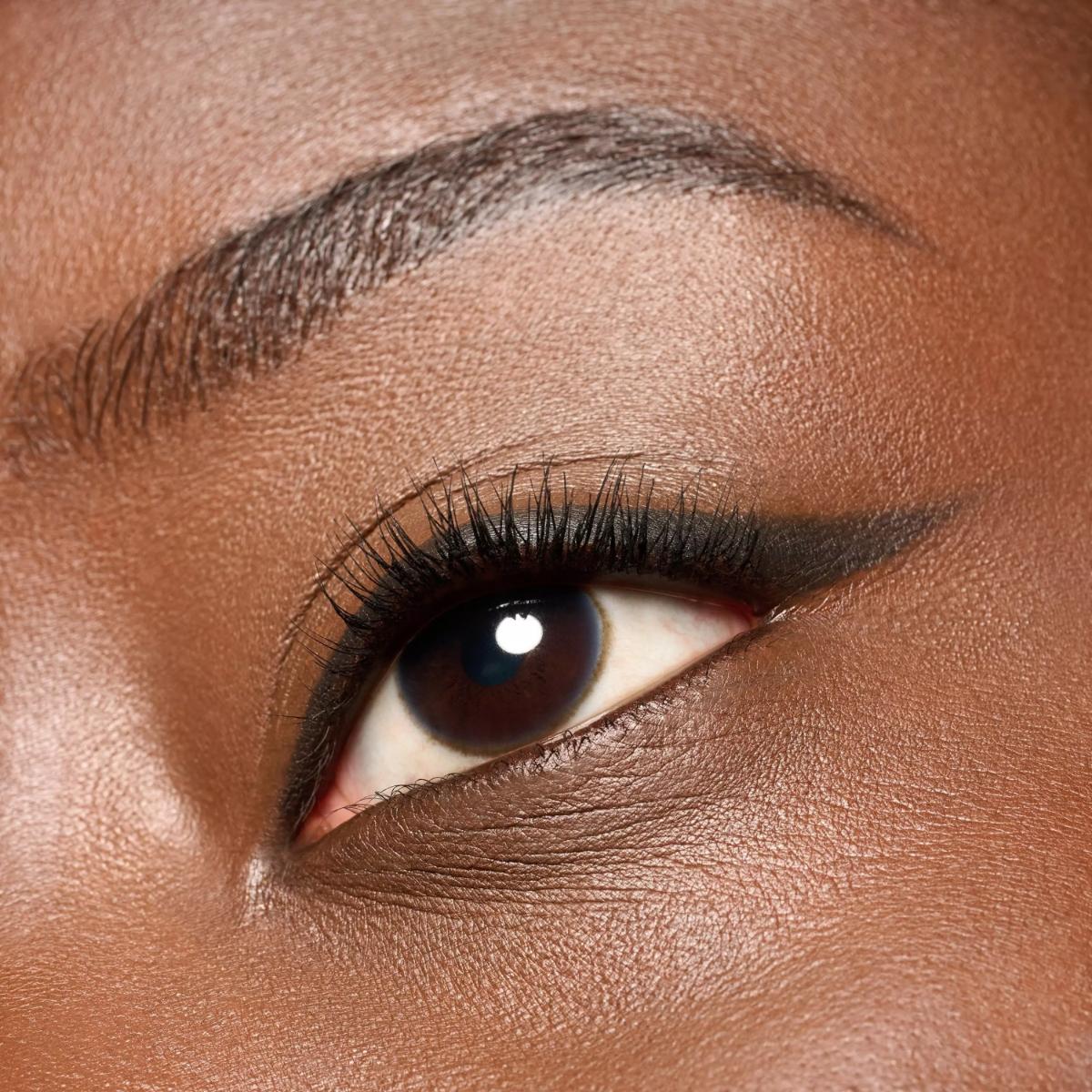 Satin Blend Gel Eyeliner