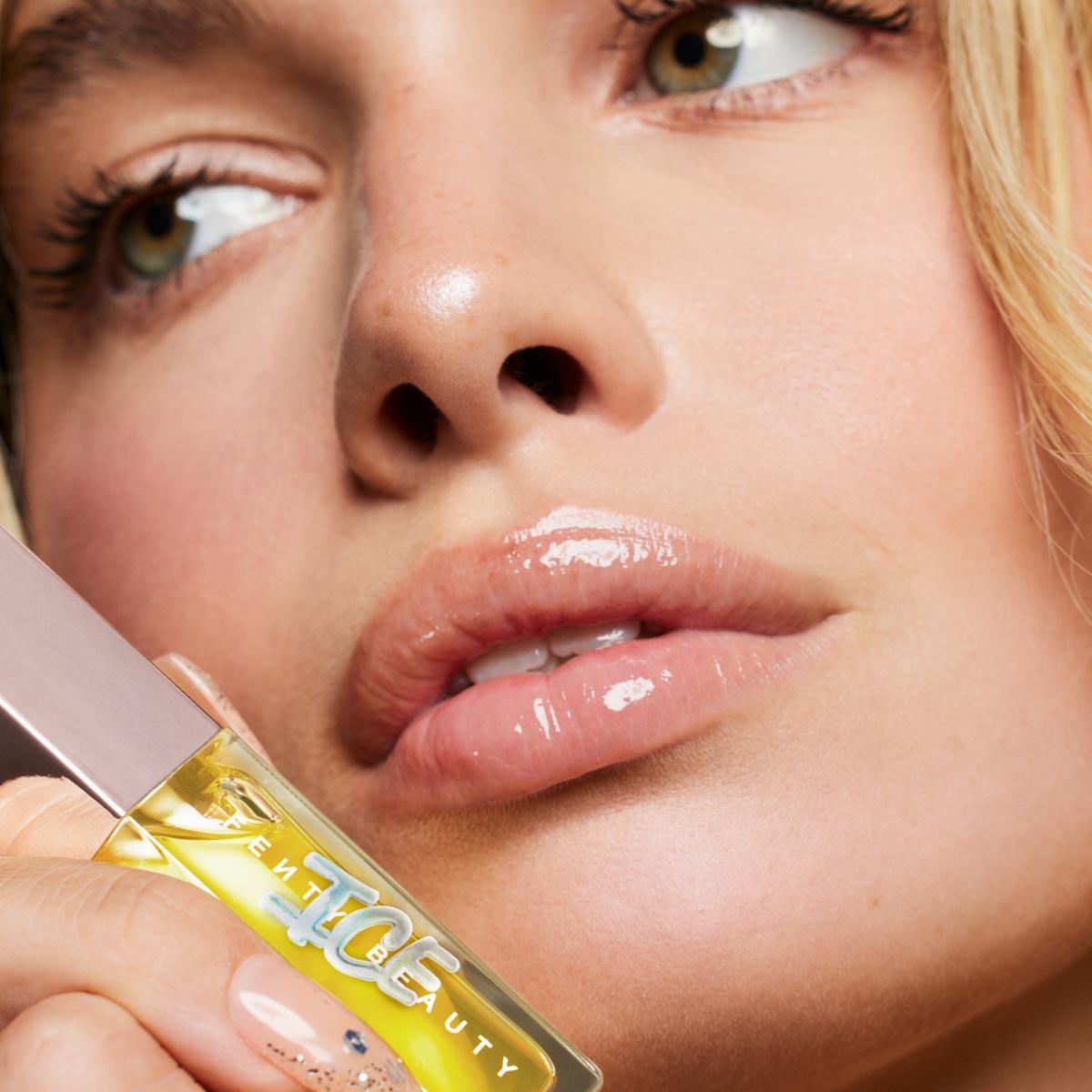 Gloss Bomb Ice Cooling Lip Luminizer